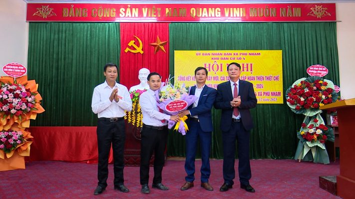 Phú Nham đầu tư trên 2 tỷ đồng cải tạo, nâng cấp, xây mới hoàn thiện thiết chế nhà văn hóa khu dân cư